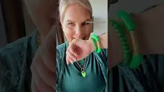 green monochromatic outfit // do you like wearing green?