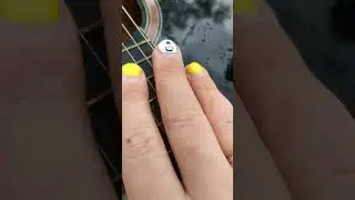 как играть на гитаре громко