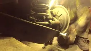 Replacing the rear suspension spring without a pit. Skoda Octavia A5