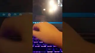 Еся и Даша играют в Roblox Doors