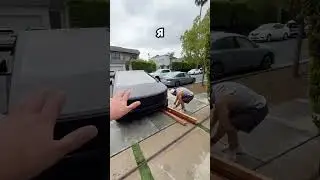 A MAN VISUALLY DEMONSTRATES HOW EASILY TO MAKE MONEY IN THE USA 