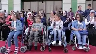 Умханова Ясмина... первое в жизни дерево на Аллее Славы