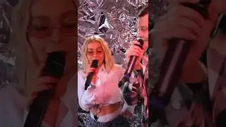 Смотрю в глаза, а из глаз летят искорки❤️✨