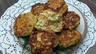 Рубленные куриные котлеты с овощами.