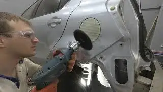 Toyota Prius C. Ремонт задней части авто.