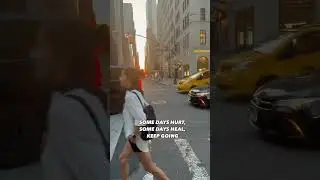 Happy Friday 🫶🏼 #manhattanhenge  #nyc #shorts