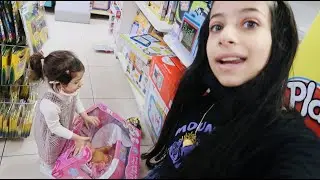 اول مرة البيبي تدخل محل العاب 🙉 كم الحساب؟ !!