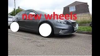 Volvo v40 wheel reveal