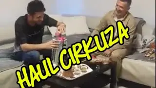 Da PANES na guzicu,smjesno smjesno,vratio sam milo za drago HAHAHAHAHA