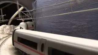 PIKO ICE 3 - Oberleitung der Hochgeschwindigkeitsstrecke im Tunnel