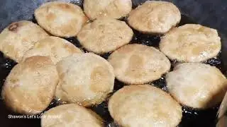গরম গরম আলু পুরি । Street food and yummy ALOO PURI.