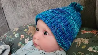 knit baby hat on the addi kingsize