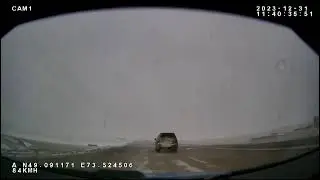 Заңды талапқа бағынбаған жүргізуші полицейлерден 100 шақырым жерге дейін қашқан