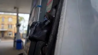 Labor Day gas prices hit their lowest price in 3 years, and they could get lower