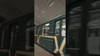 номерной 81-717.714 на станции бабушкинская 