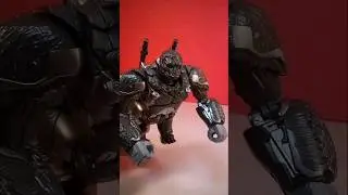 HOW did I get such a good deal on this figure?! ROTB Mainline Optimus Primal #shorts