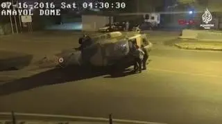 Darbeciler helikopterle kaçtı