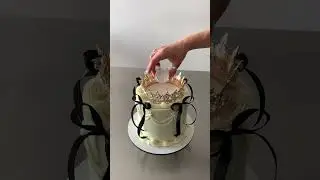 cake decor with a crown