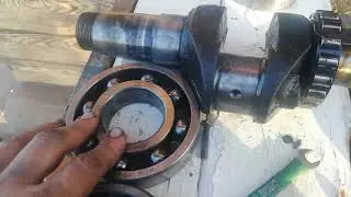 Replacing a crankshaft bearing (not so simple)