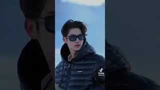 IT IS COLD BUT HES HOT 🥵🔥 #brightvachirawit #bbrightvc #brightwin #winmetawin #gmmtv