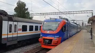 ЭП2Д 0105 Рэкс проезжает станцию Икша