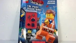 THE LEGO MOVIE Scholastic Book Piece of Restistance with ROBOSWAT Minifigure