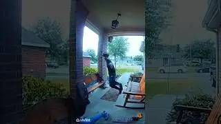 🥶 Quand tu rentres dans la mauvaise maison…