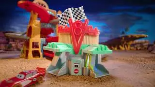 Disney Pixar Cars Radiator Springs Mountain Race Playset