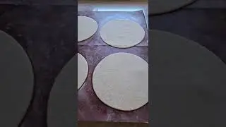 Dough circles