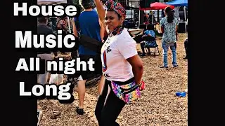 #shorts #housemusic #baltimore When you are a vendor but that music put you in the zone! 💃🏾