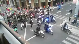 Policias y Militares se Pelean en Ecuador - Videos del Paro en Ecuador