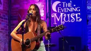 Sara Jean Kelley performing BLACK SNAKE live @ The Evening Muse