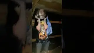 Идёт тип бухать на хуй как на выборы в туфлях с пакетом