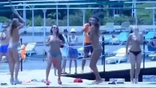 Голые куражи Камеди Вуман
