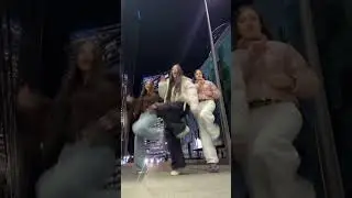 с сестричками