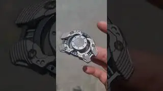 [Spinning effect] Ammo space ship spinner. #edc #listoffidget #fidget #edcspinner