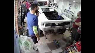 Lotus Esprit SE Turbo body removal (timelapse) Oct-21