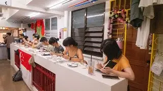 Sketching at a public housing themed cafe called Lou Shang 楼上