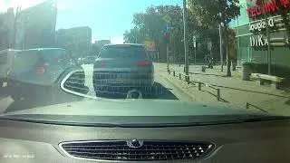 На червено и от погрешната лента