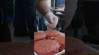 🍔🍔🍔🍔Cooked over 200 burgers this week!  here's how we did it!  #burgers