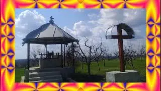Колодец в яблочном саду