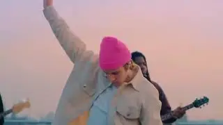 Wizkid Essence ft Justin Bieber, Tems (Music Video)