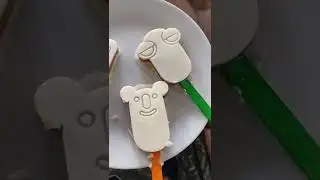 Paletas de bizcocho.