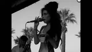 R.I.P Amy Winehouse (1983-2011)- Rehab (Coachella 2007)