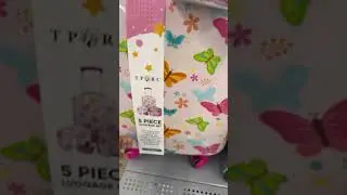5pc kid’s luggage set available at Walmart 