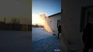 Лопата на батарейке GREENWORKS