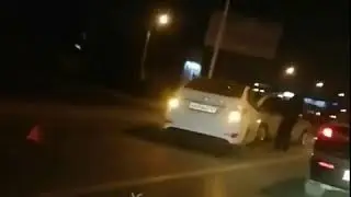 Солярис въехал в машину ГАИ на 40-летия Победы