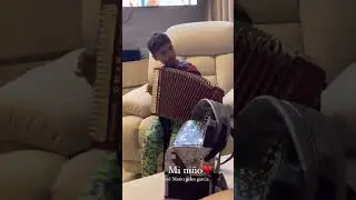 José Mario Geles hijo de Omar Geles ya da sus primeros pasos en el acordeón 🪗