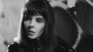 Gaye Su Akyol   Bir Yaralı Kuştum Official Video