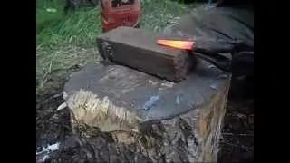 We forge a flint in the forest (Fire-steel)